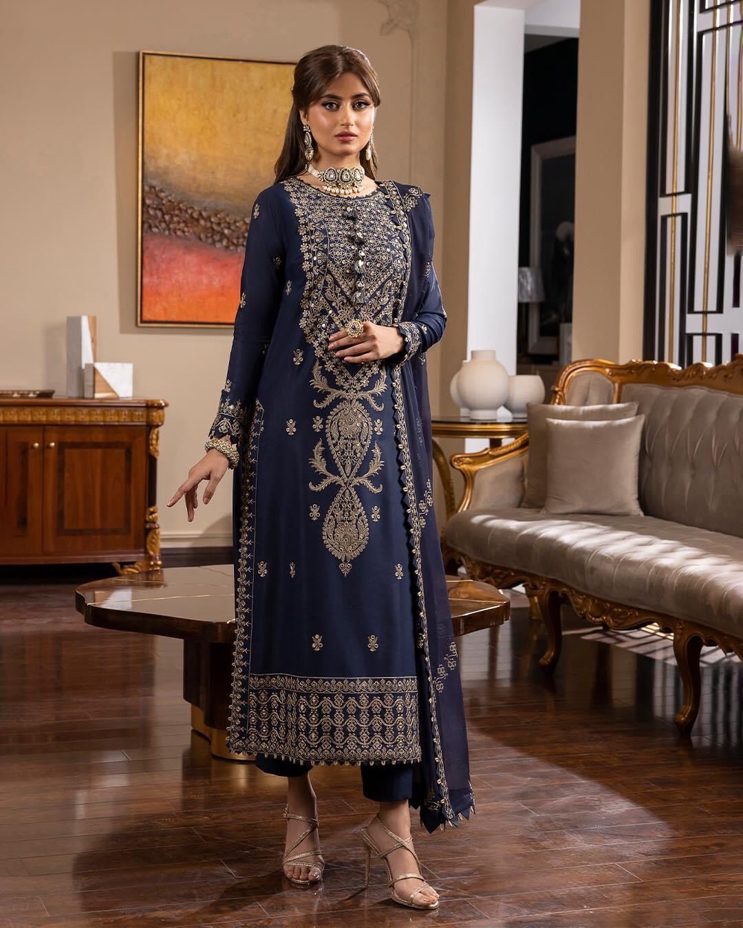 Asim jofa: 3Piece Chiffon heavy embroided & Malai trouser